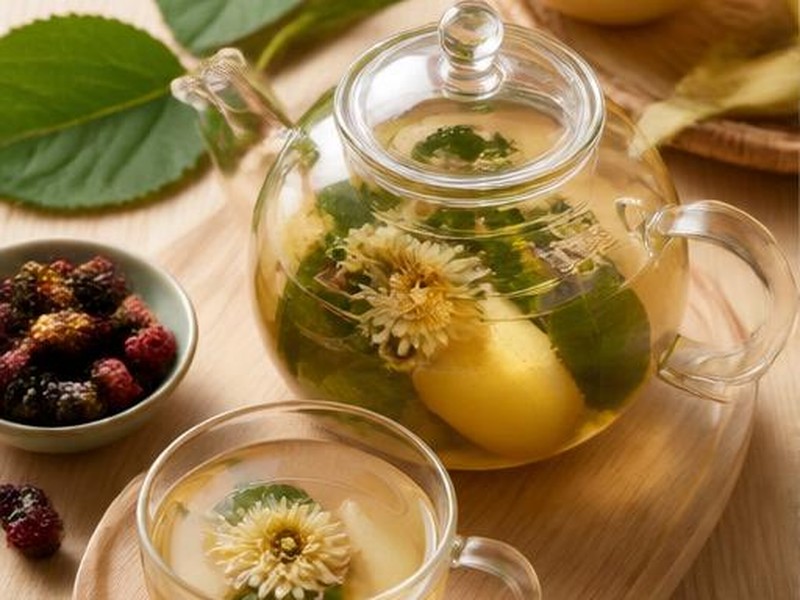 Mulberry Leaf, Chrysanthemum & Pear Tea — 桑葉菊花雪梨茶