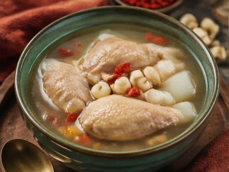 Yam, Goji & Lotus Seed Soup — 淮山枸杞蓮子湯